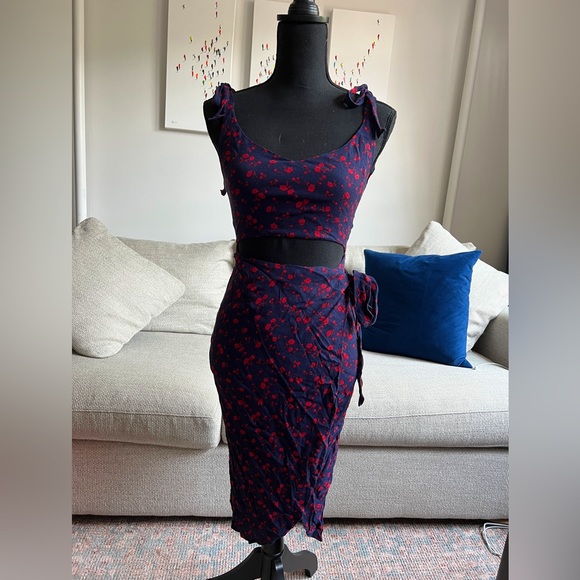 Reformation dress sz 4 - Picture 1 of 7